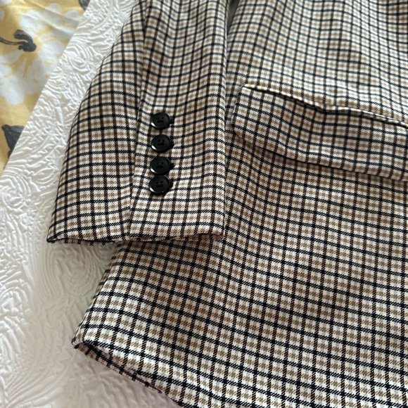 Vince Camuto Black and White Checkered Blazer - Picture 5 of 12